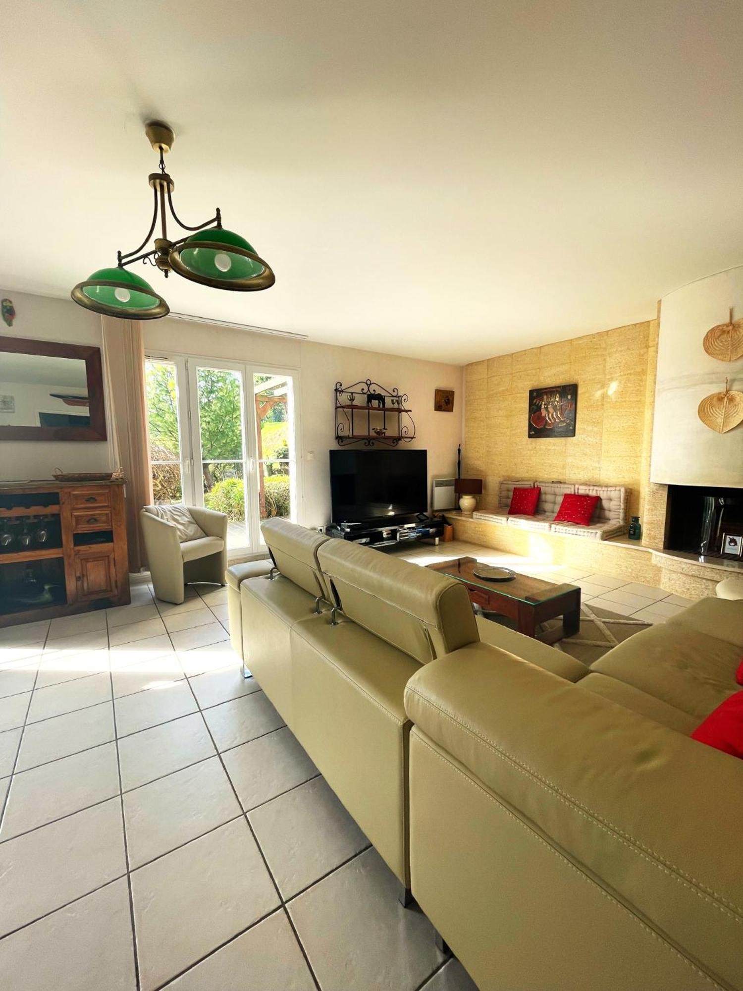 Maison Calme Et Cosy A Port-En-Bessin Pres Du Golf Et De La Mer Luaran gambar