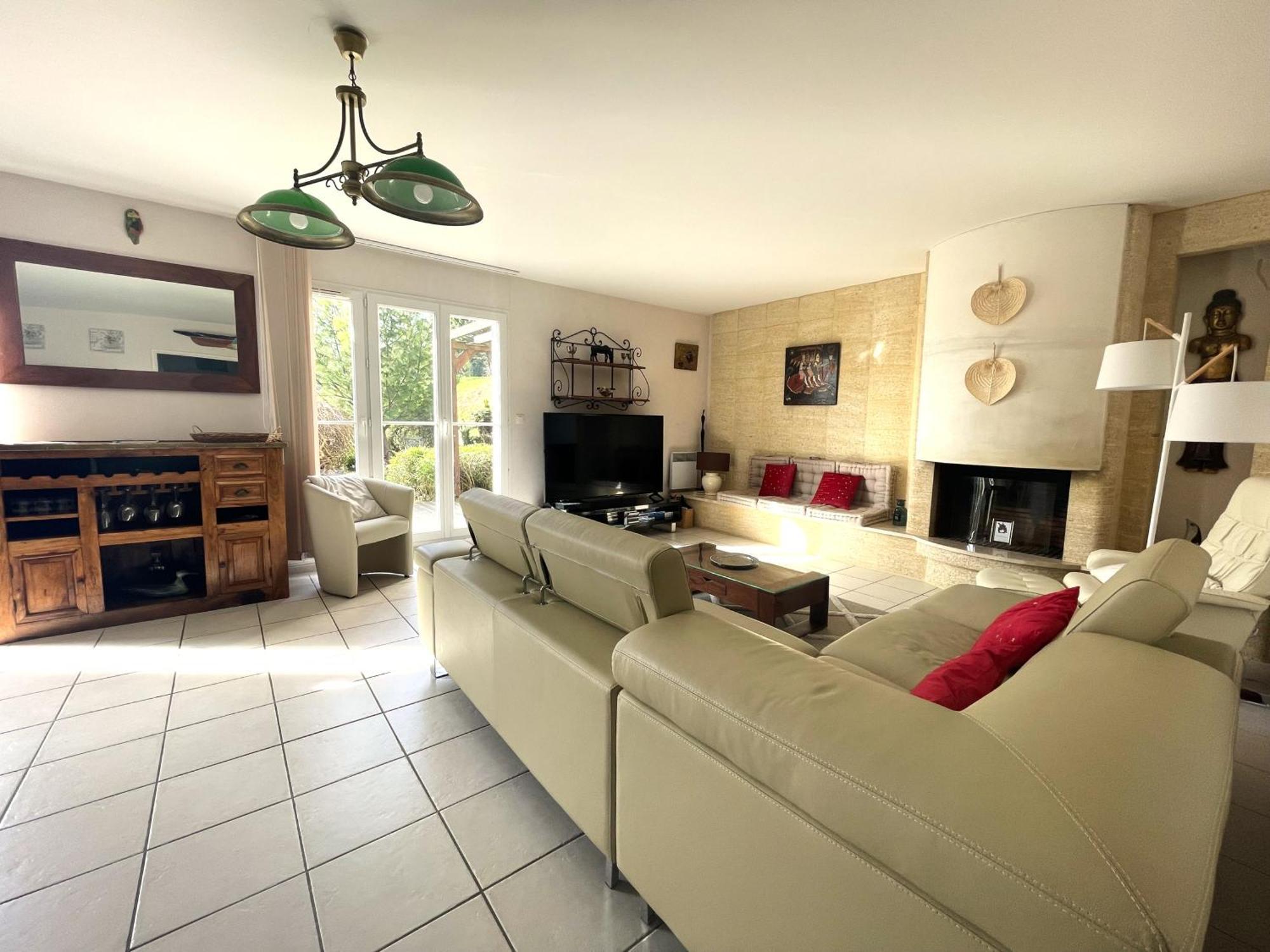 Maison Calme Et Cosy A Port-En-Bessin Pres Du Golf Et De La Mer Luaran gambar