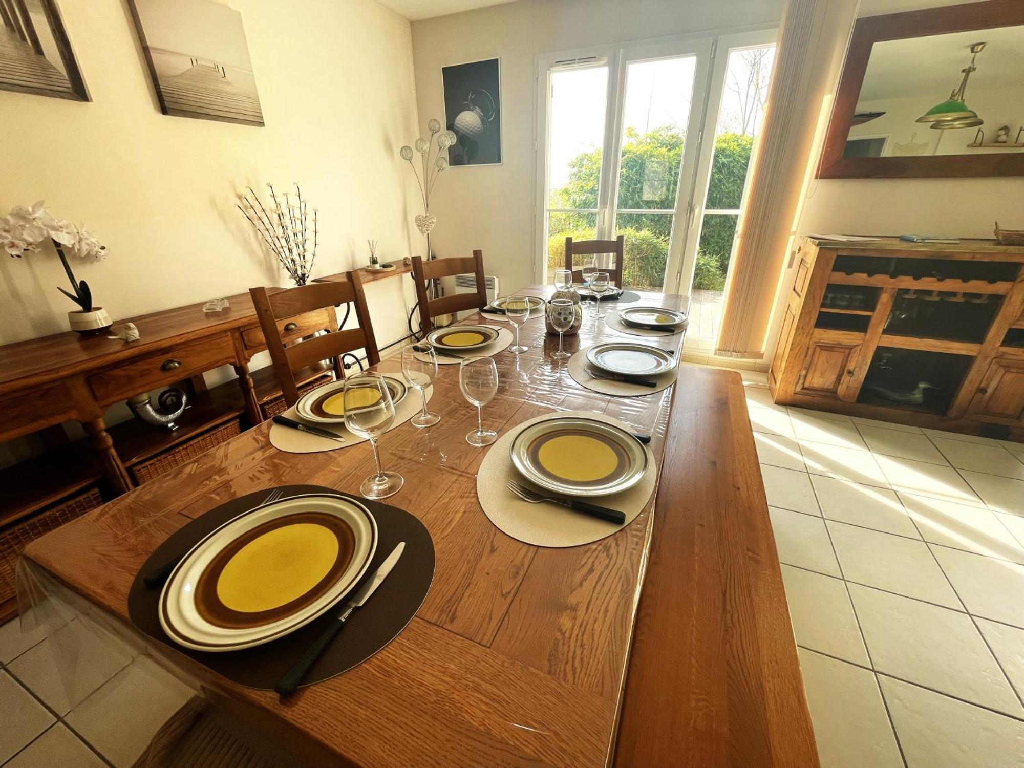 Maison Calme Et Cosy A Port-En-Bessin Pres Du Golf Et De La Mer Luaran gambar